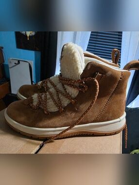 Ugg Lakesiders 7
